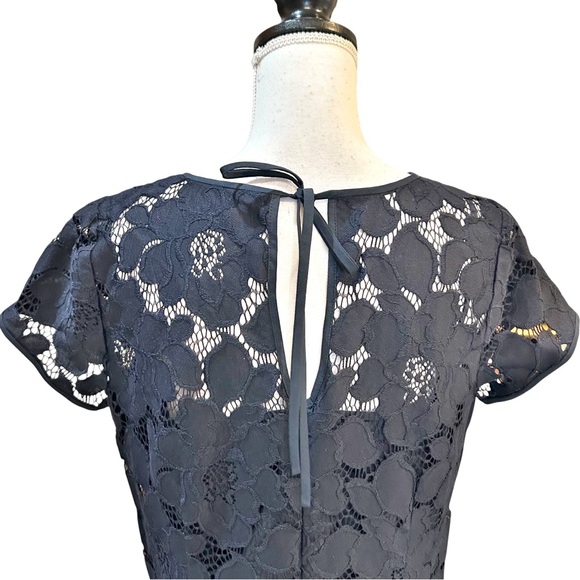 Loft Floral Lace Short Sleeve Tie Back Shift Dress Women’s SZ 8 in Navy Blue - Picture 5 of 7